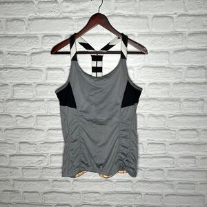 Mondetta running gear sz Large